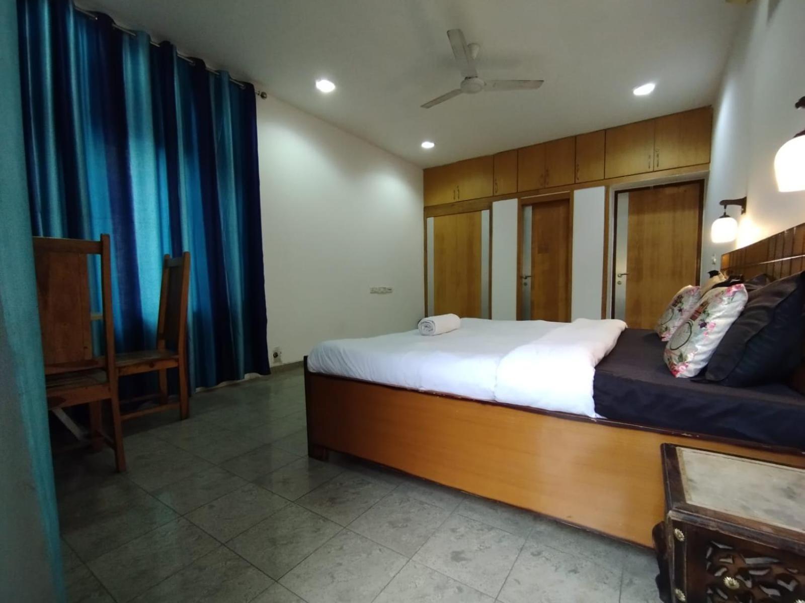 A Sleepy Fox Hostel Yeni Delhi Dış mekan fotoğraf